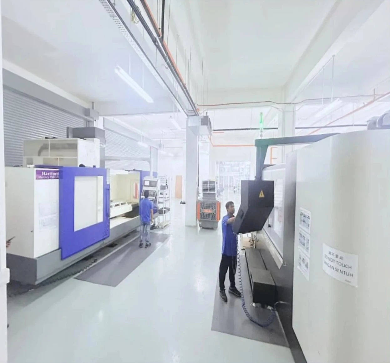 TPTW Engineering CNC machining floor overview